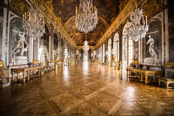 Versailles hi-res new edit - The Great Indoors - Scott Kelby 