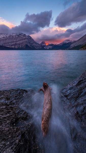 Water Splashing Log in Lake with Sunrise - Small Calgary Photography Classes, Learn Photography Calgary,  
