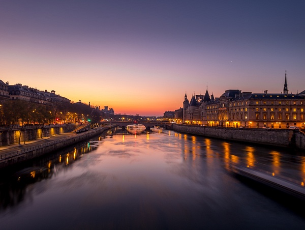 La Seine à l'heure dorée - Le Site Web - Théo Castillon Photographie 