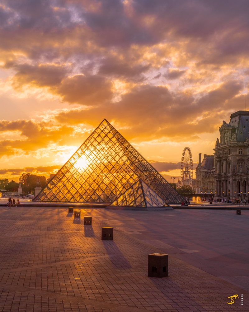 Louvre Pyramid, Paris, 2020