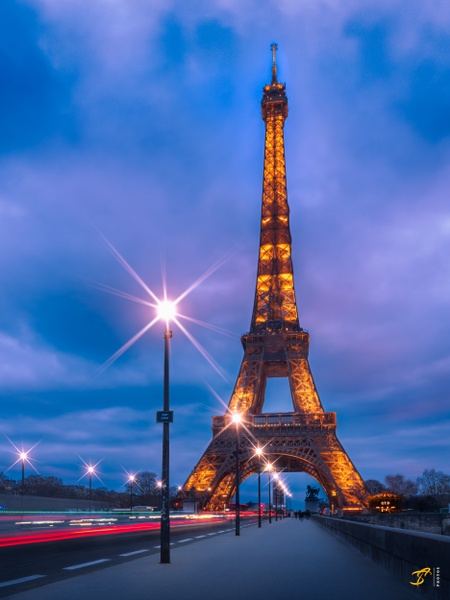 Eiffel Tower by Night, Paris, 2021 - Day to Night - Thomas Speck Photography 