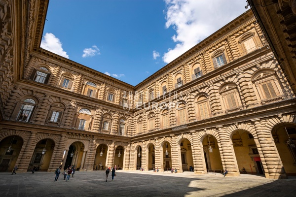 Pitti-Palace-courtyard-Florence-Italy - Photographs of Florence and Pisa, Italy.