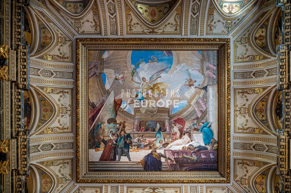 Ornate-Ceiling-Kunsthistorisches-Museum-Wien-Vienna-Austria-3 - Photographs of Granada, Spain 
