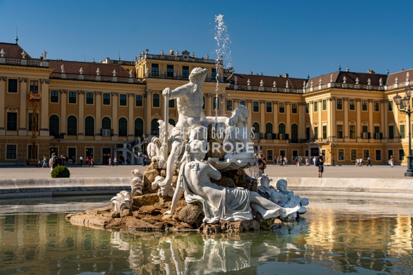 Statue-in-front-of-Schönbrunn-Palace-Vienna-Austria - Photographs of Granada, Spain