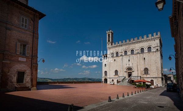 Palazzo-dei-Consoli-Gubbio-Umbria-Italy-2 - Photographs of Umbria, Italy 